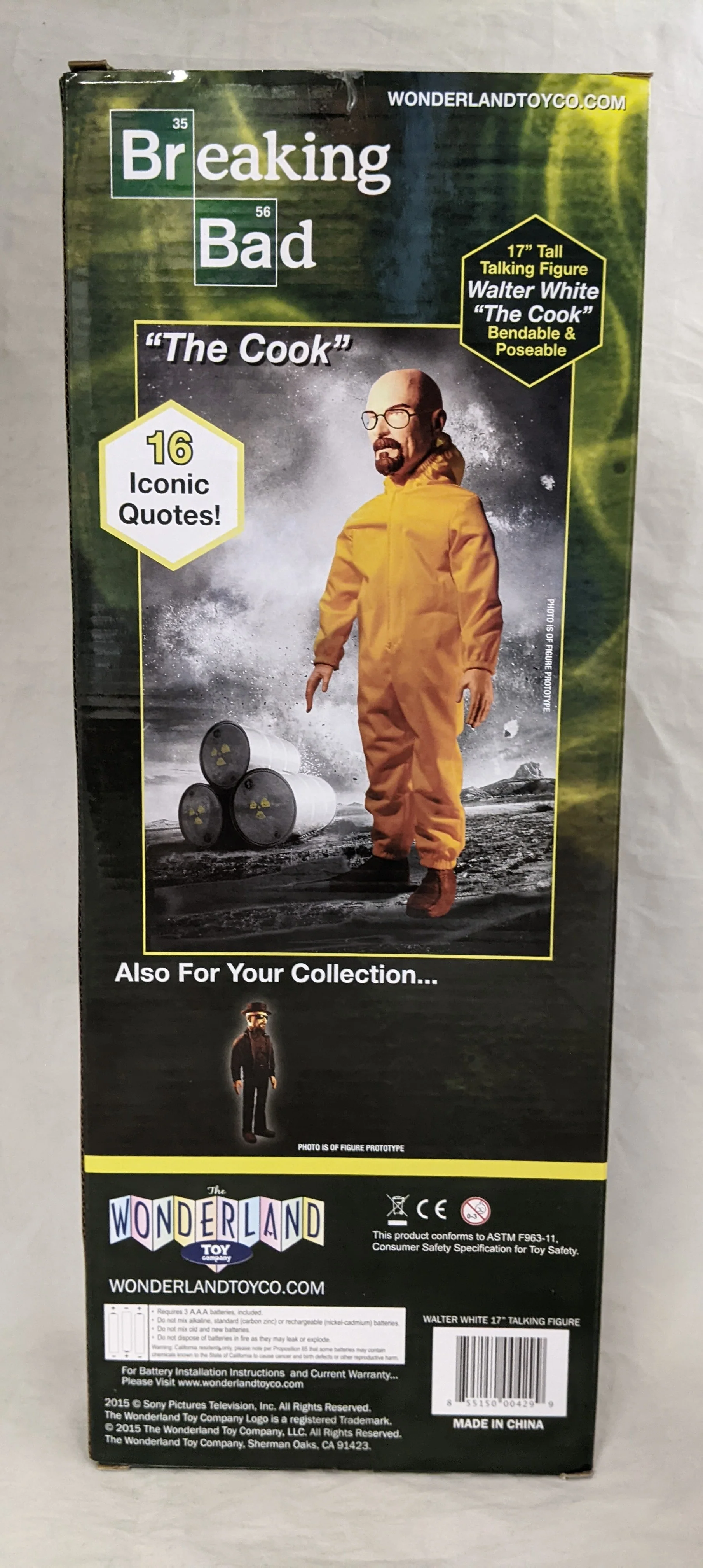 Breaking Bad 17" Talking Action Figure - Walter White (The Cook) [Wonderland Toys] - Image 2