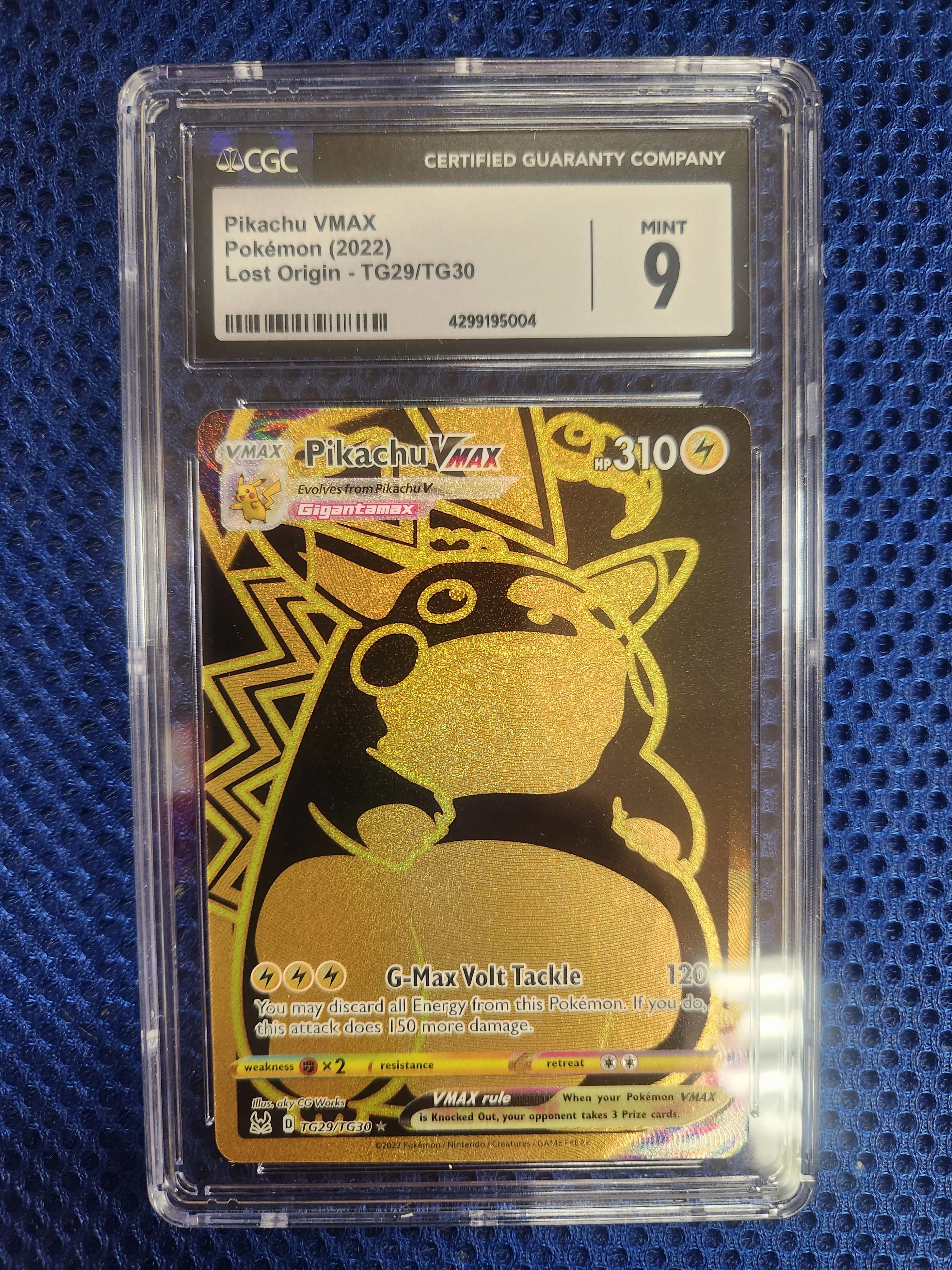 Pikachu VMAX - Pokemon (2022) Lost Origin - TC29/TG30 - Trainer Gallery Holo - CGC Graded 9
