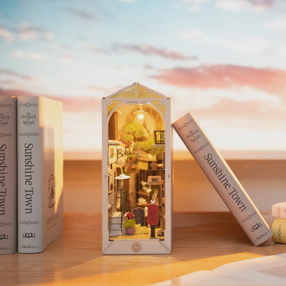 Rolife Book Nook & Wonderland - Sunshine Town TGB02