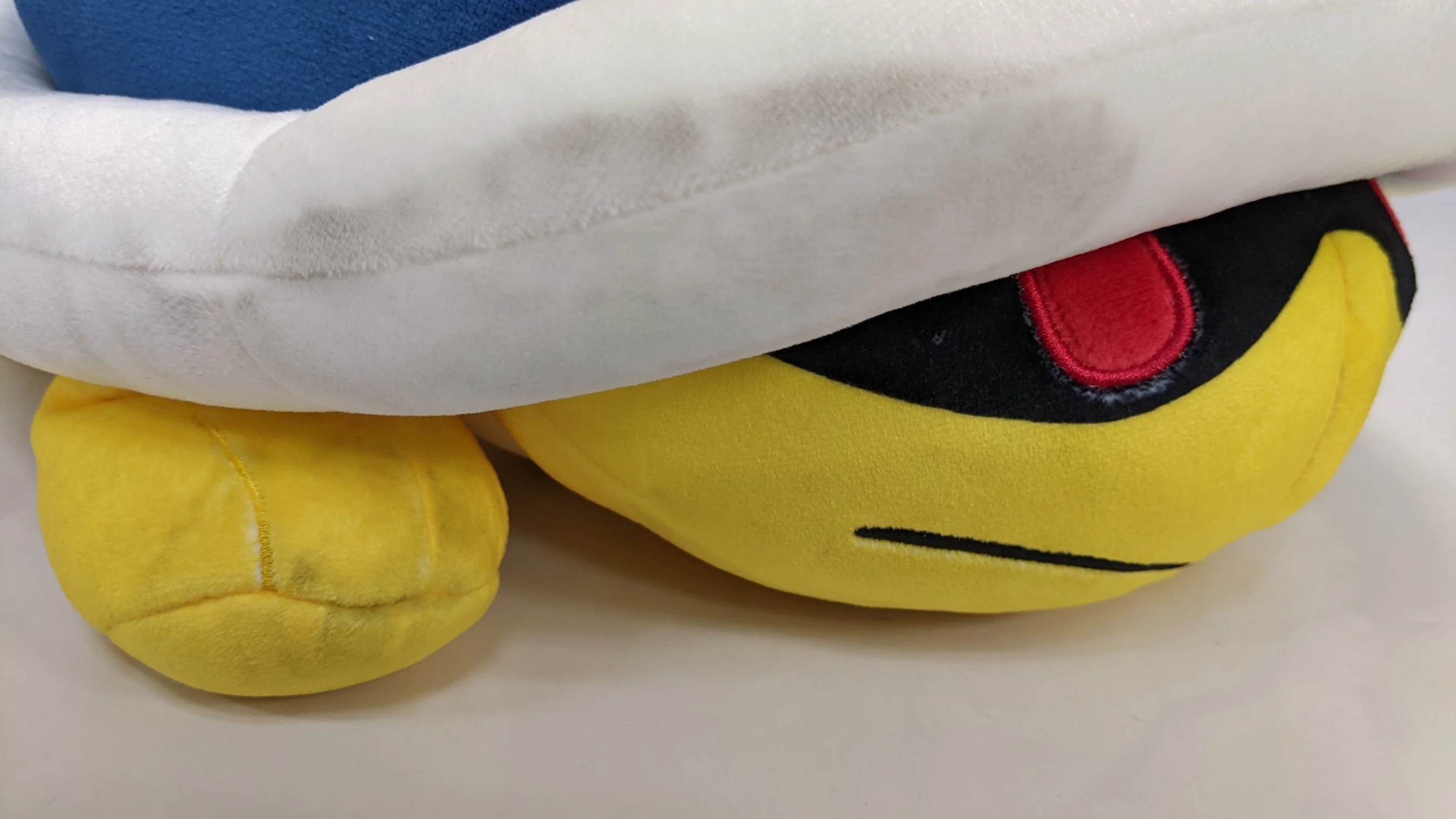 Super Mario Club Mocchi-Mocchi 15" Mega Plush - Buzzy Beatle (Large) [Tomy] (Wear to Item) - Image 8